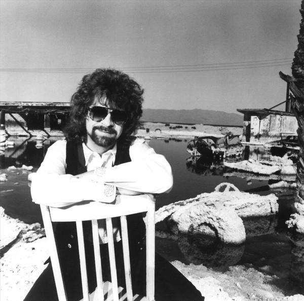Jeff Lynne & ELO .............Love Is a Many Splendored Thing